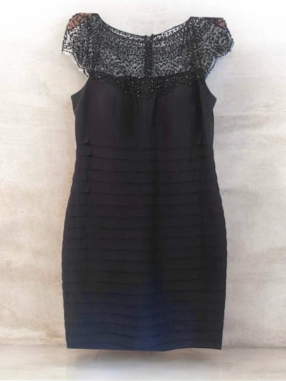 NWT Xscape Women’s Cocktail Dress Size 16 Black with Lace Beaded Neckline